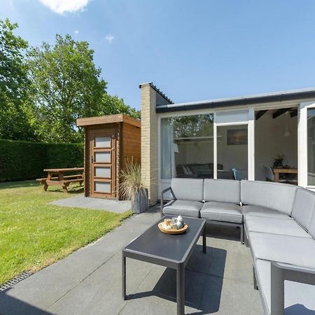 Contemporary Bungalow With Garden Sint Maartensvlotbrug Esterno foto